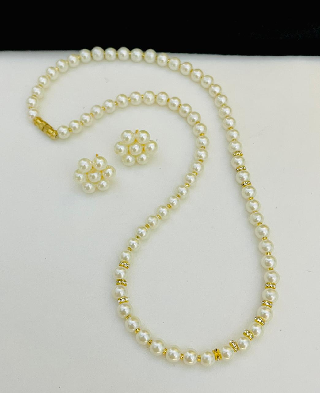 Beautiful Premium Quality Daily Wear Mala With Studs…